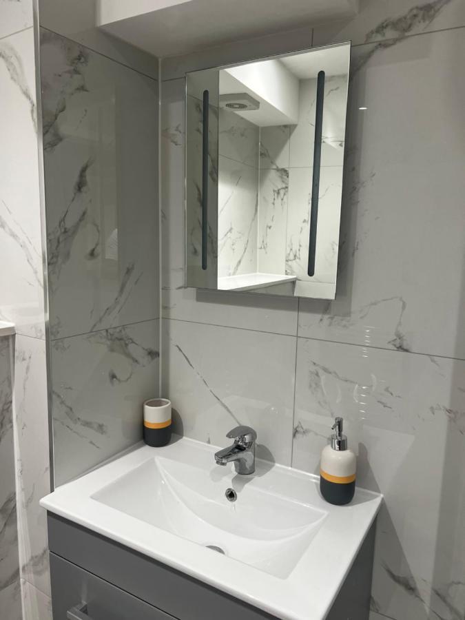 Appartement Flat In Londres Extérieur photo